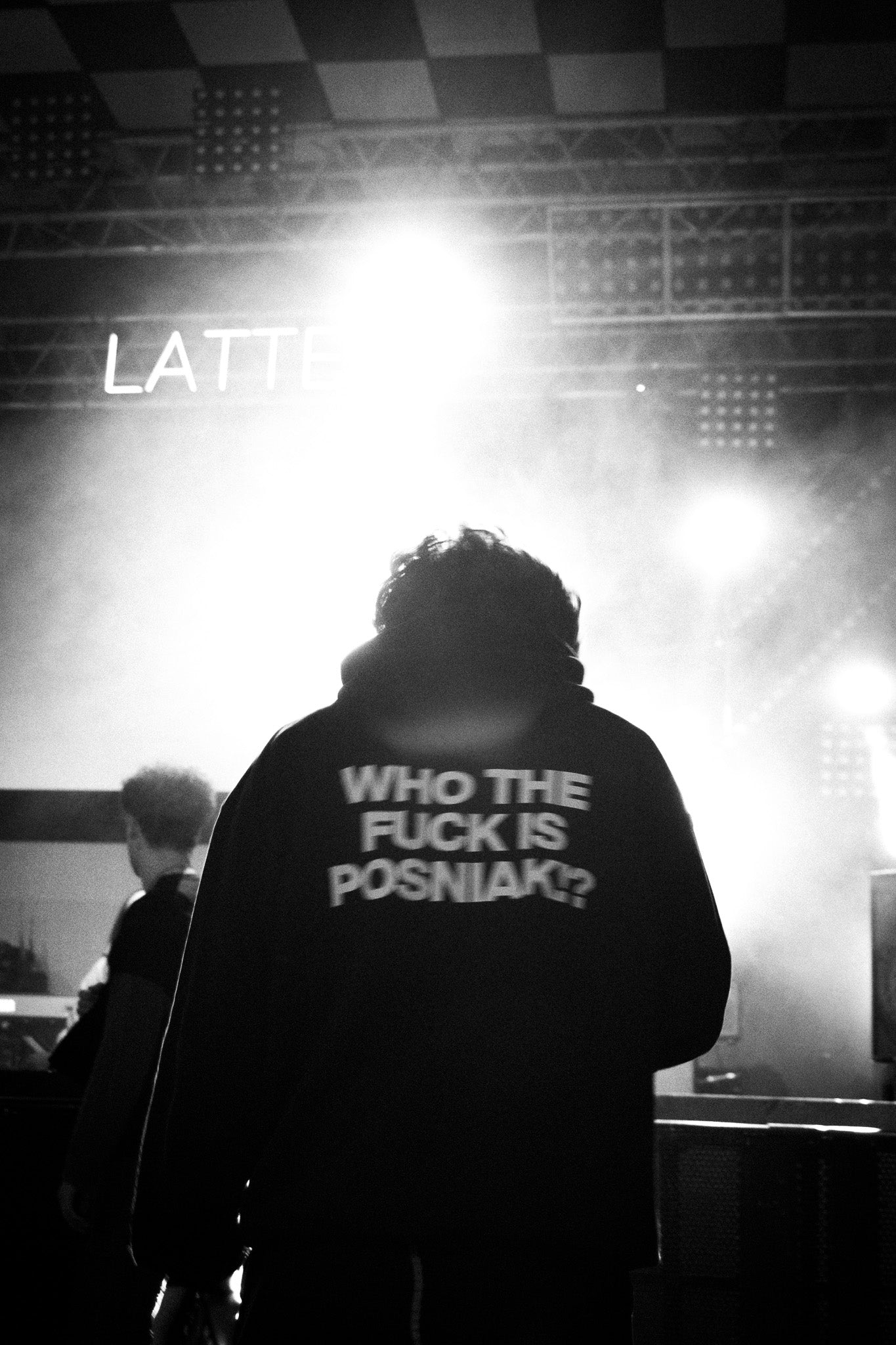 HOODIE "WHO THE FUCK IS POSNIAK!?"